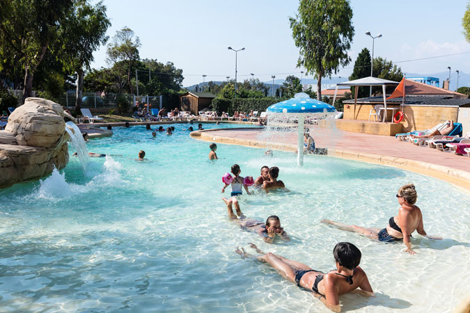 pataugeoire piscine camping Saint Mandrier