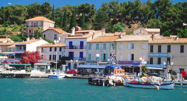 village-saint-mandrier-var